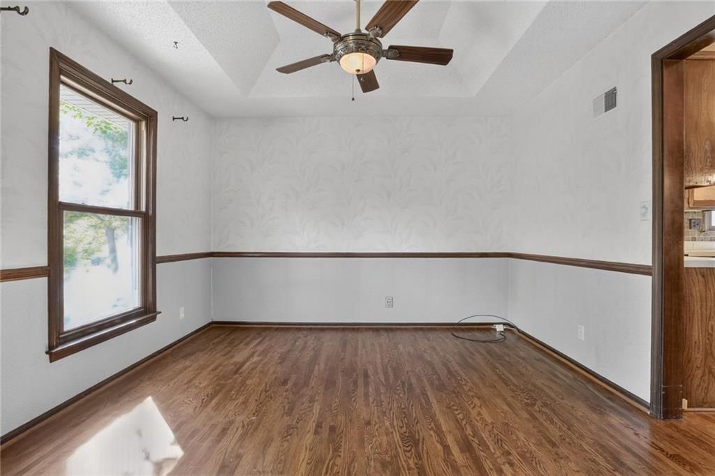 Walk-in closet at 1528 NE 99th Street, Kansas City, MO 64155
