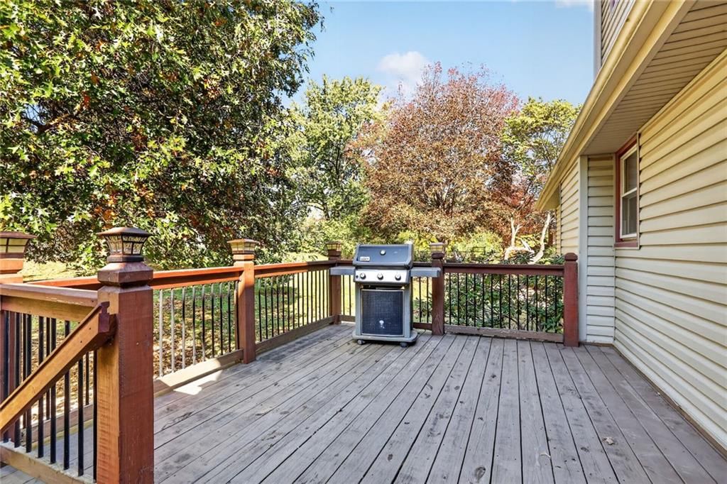 Deck and composite deck at 1528 NE 99th Street, Kansas City, MO 64155