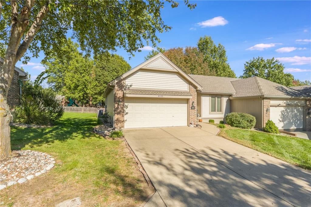 8535 Chatham Circle, Kansas City, MO: listing photo 2