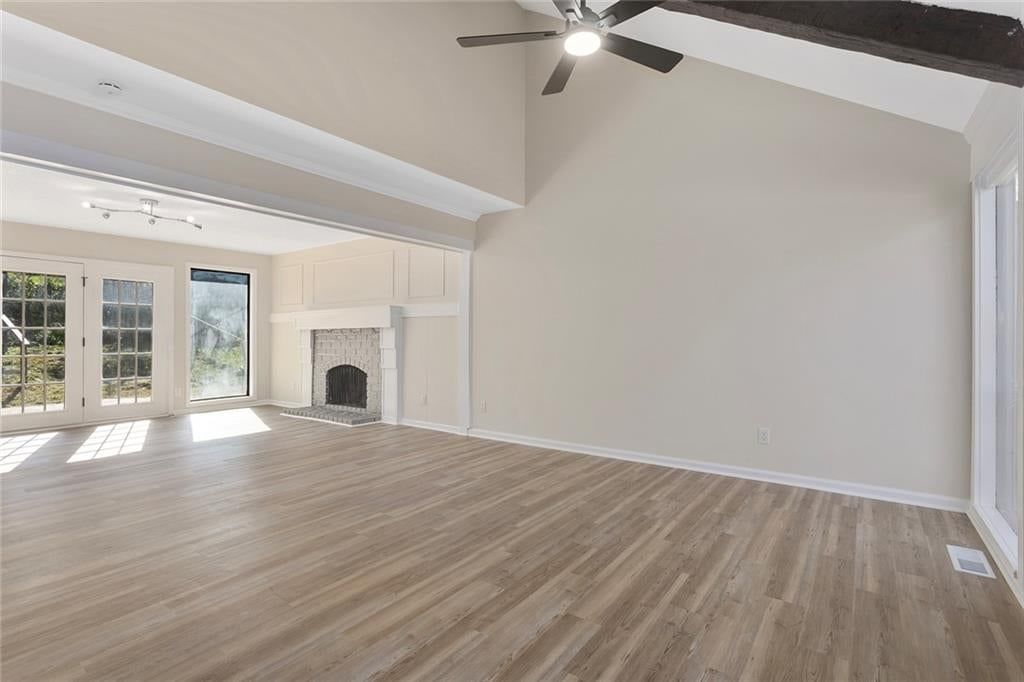 421 NE 90th Terrace, Kansas City, MO: listing photo 3