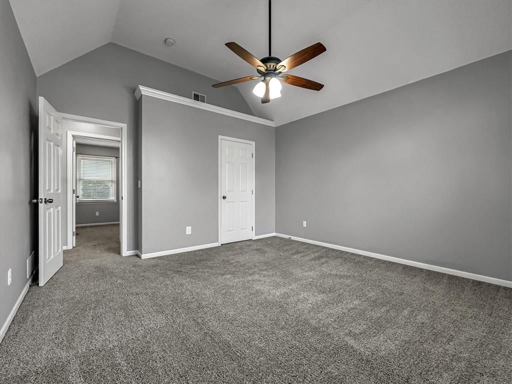 Photo 29 of 46 - 15700 S Apache Street, Olathe, KS 66062