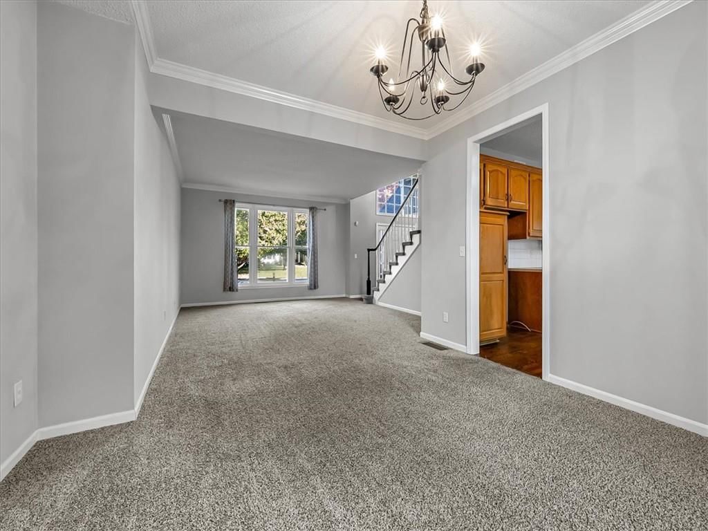 Photo 19 of 46 - 15700 S Apache Street, Olathe, KS 66062