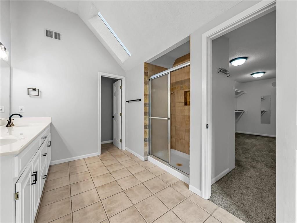 Photo 27 of 46, 15700 S Apache Street, Olathe, KS 66062