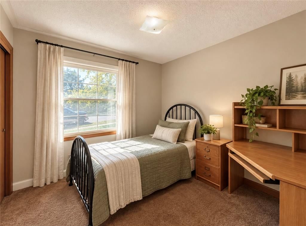 Photo 7 of 20 - 15400 37th Terrace S, Independence, MO 64055
