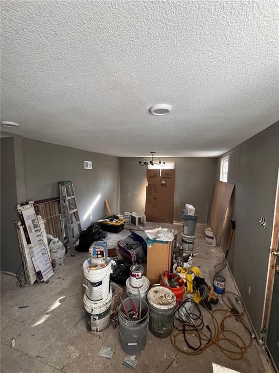 Photo 36 of 37 - 4924 Agnes Avenue, Kansas City, MO 64130