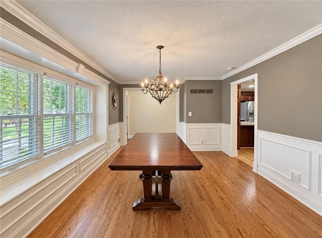 Photo 6 of 29 - 15109 E 40th Street S, Independence, MO 64055