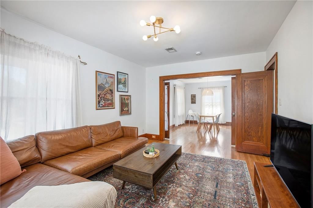 Photo 15 of 30 - 4346 Campbell Street, Kansas City, MO 64110