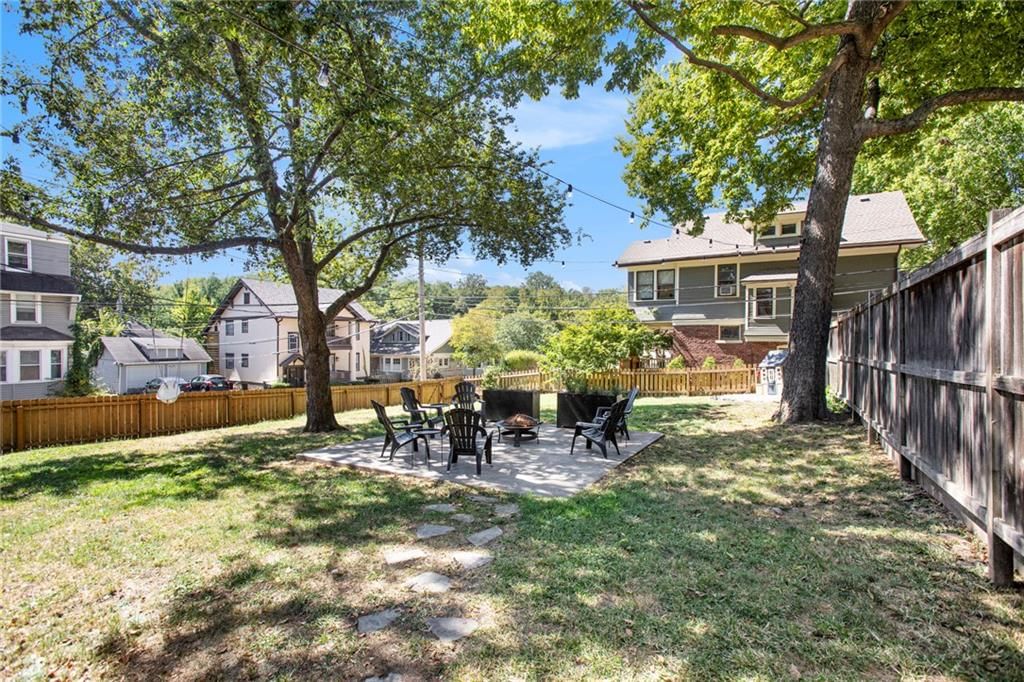 Photo 30 of 30 - 4346 Campbell Street, Kansas City, MO 64110