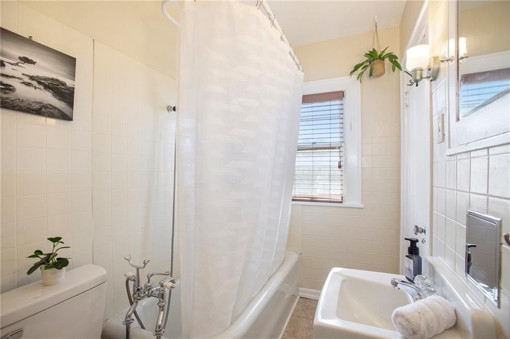 Photo 23 of 30 - 4346 Campbell Street, Kansas City, MO 64110