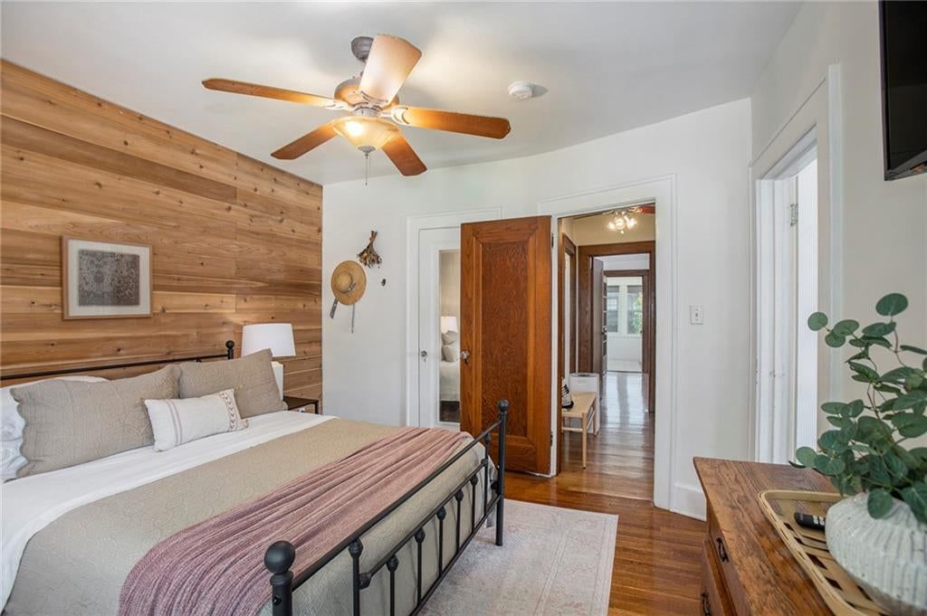 Walk-in closet at 4346 Campbell Street, Kansas City, MO 64110