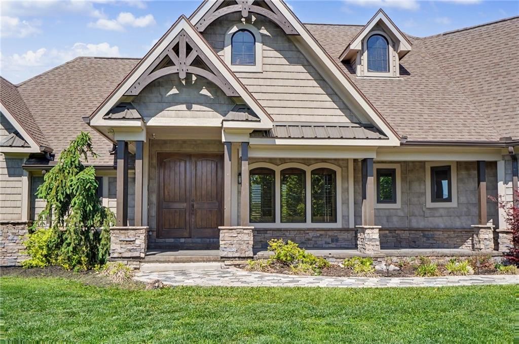 2853 W 131st Street, Olathe, KS: listing photo 2