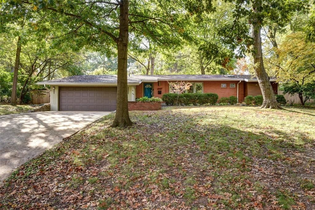 123 W 96th Street, Kansas City, MO: listing photo 2