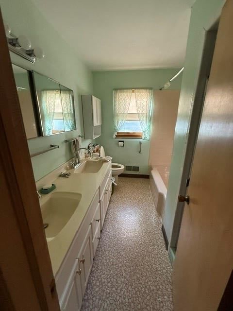 Photo 14 of 22 - 905 W 93rd Street, Kansas City, MO 64114