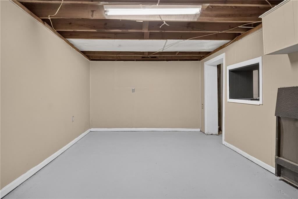 Photo 20 of 34 - 611 W 85th Street, Kansas City, MO 64114