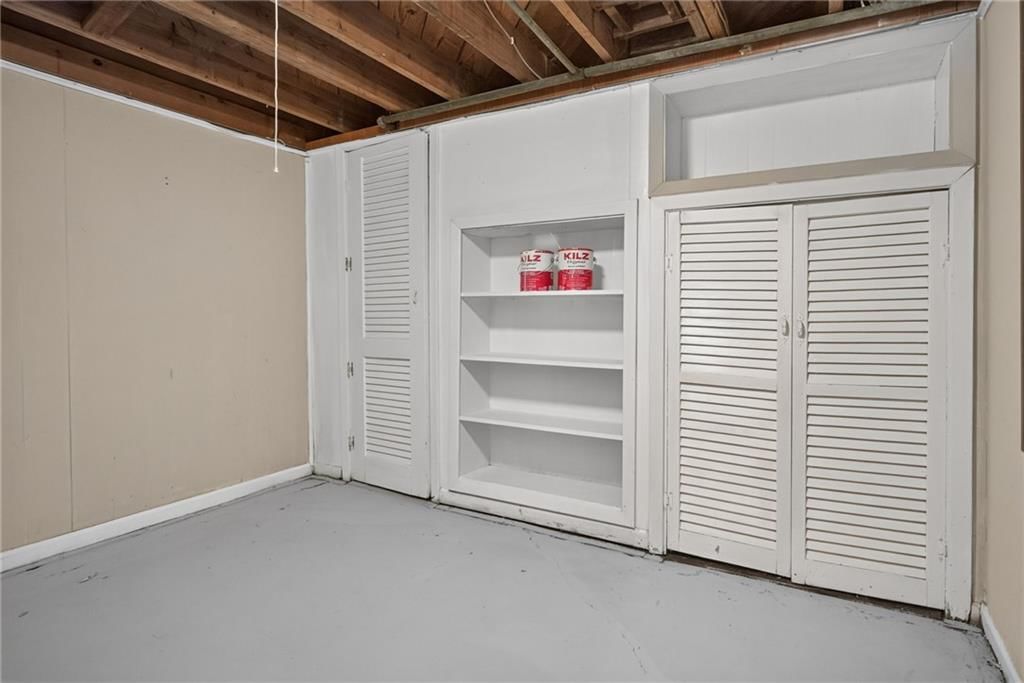 Photo 22 of 34 - 611 W 85th Street, Kansas City, MO 64114