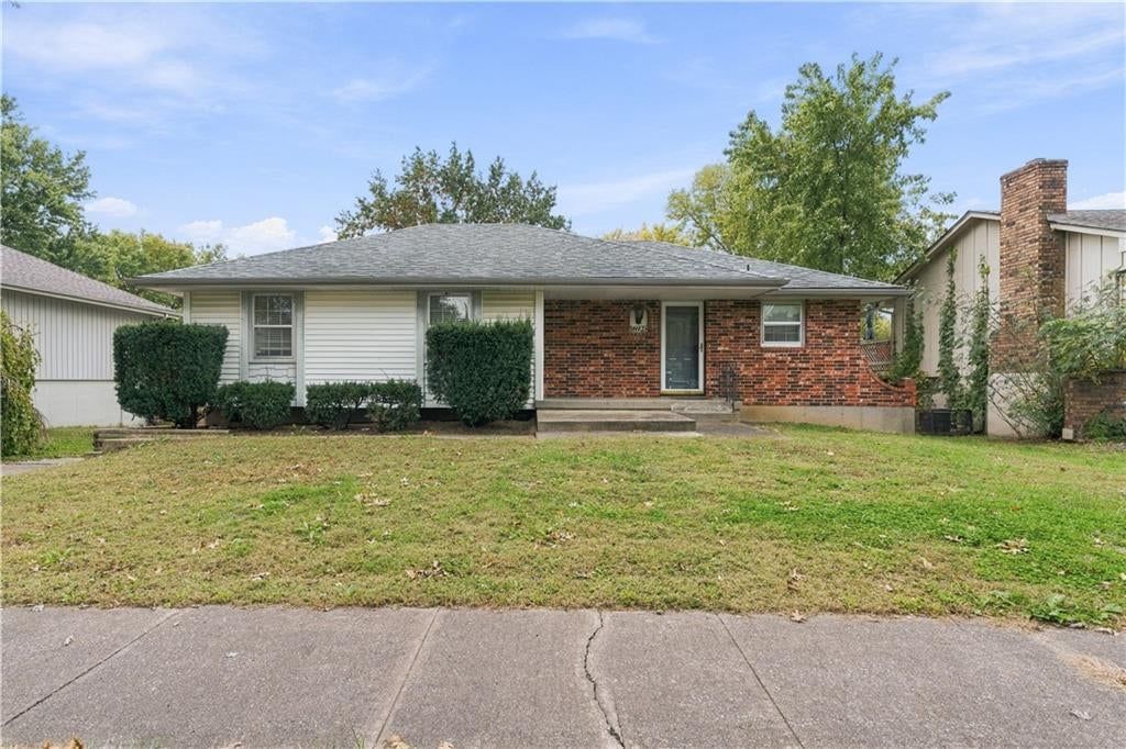 16925 E 4th Street S, Independence, MO