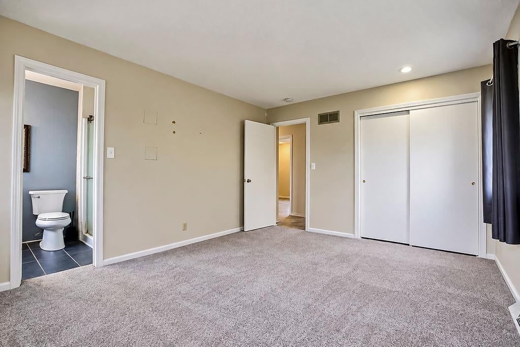Photo 15 of 40 - 25025 W 143rd Street, Olathe, KS 66061