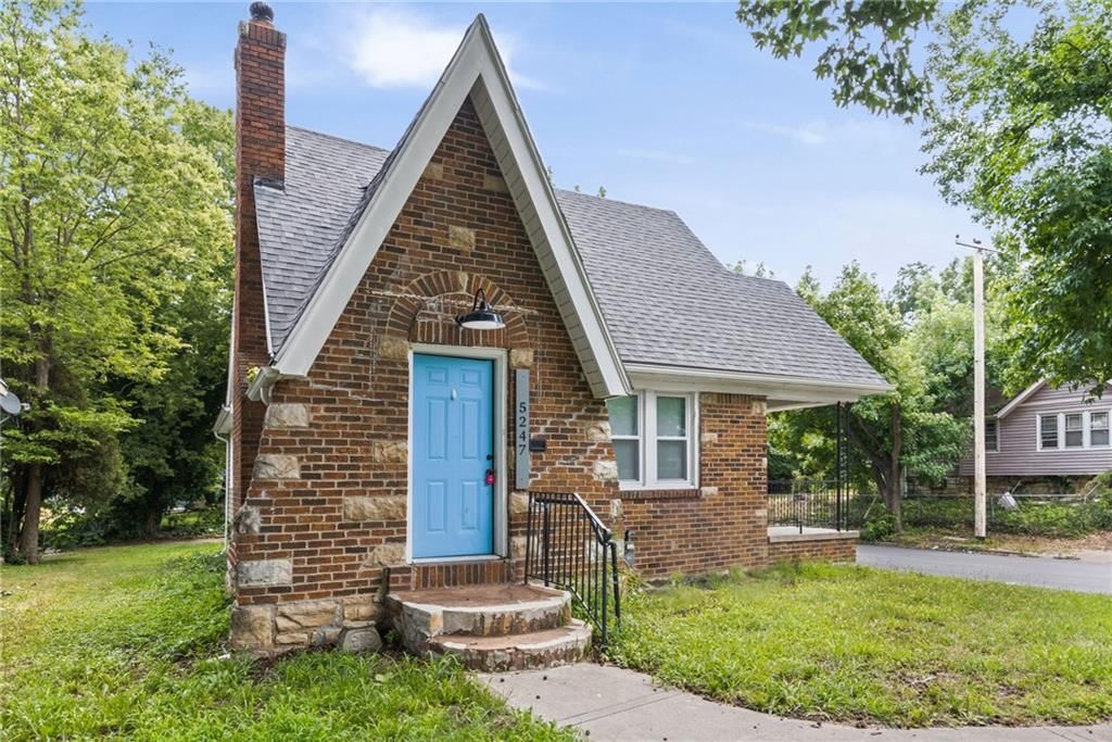 5247 Olive Street, Kansas City, MO