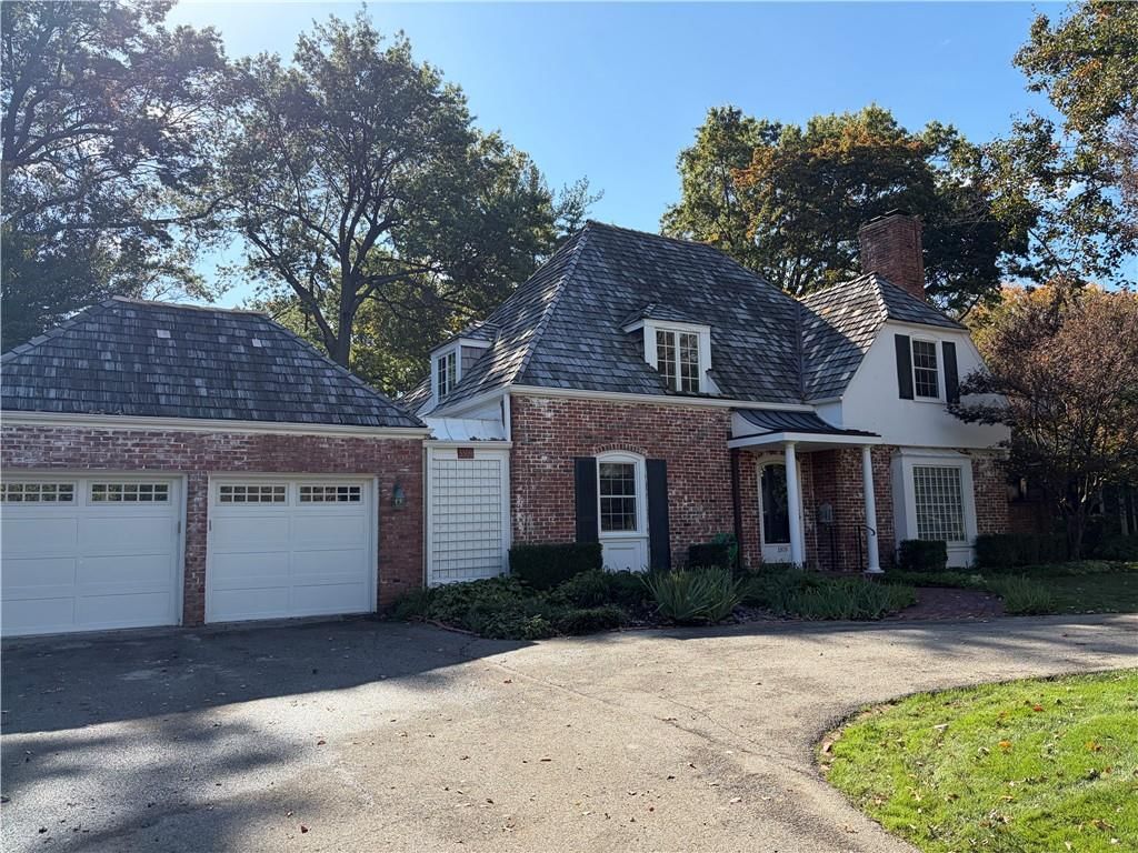 3309 W 63rd Street, Mission Hills, KS: listing photo 2