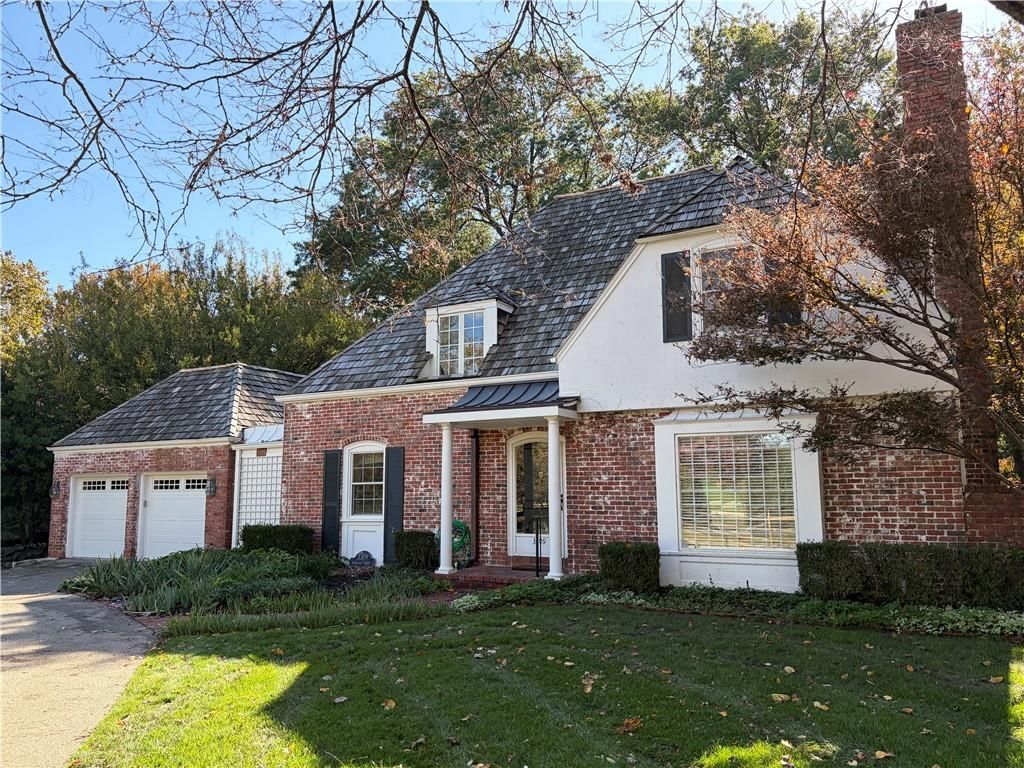 3309 W 63rd Street, Mission Hills, KS: listing photo 3
