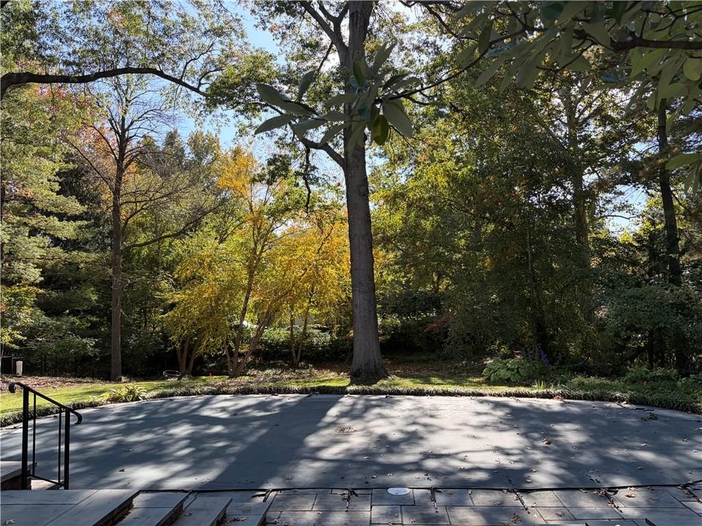 Mature trees at 3309 W 63rd Street, Mission Hills, KS 66208