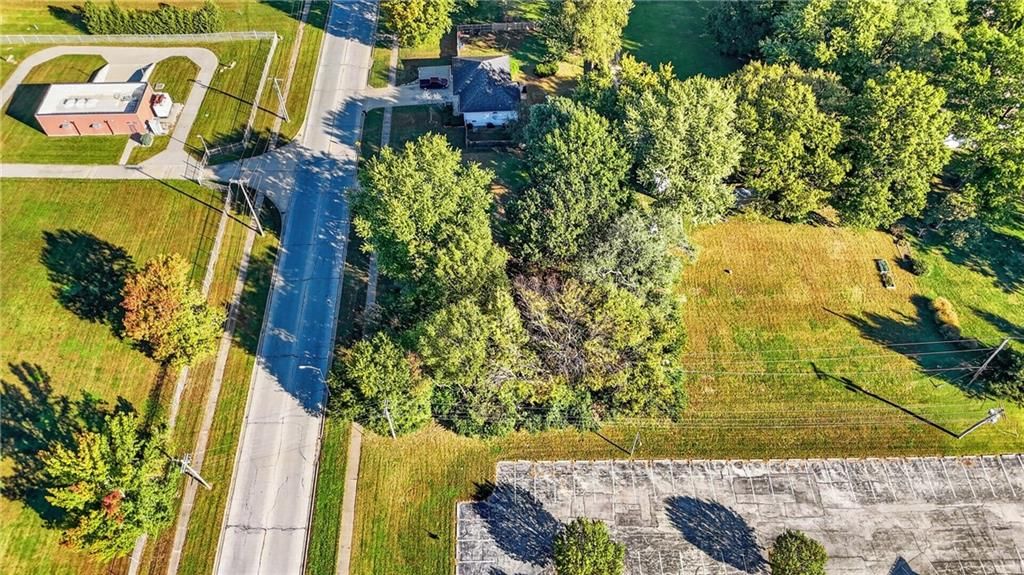 Photo 4 of 7 - 12303 Byars Road