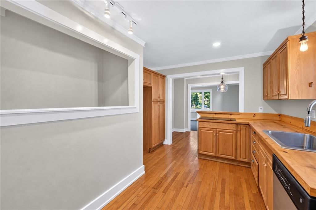 Stainless steel appliances at 8016 Robinson Street, Overland Park, KS 66204