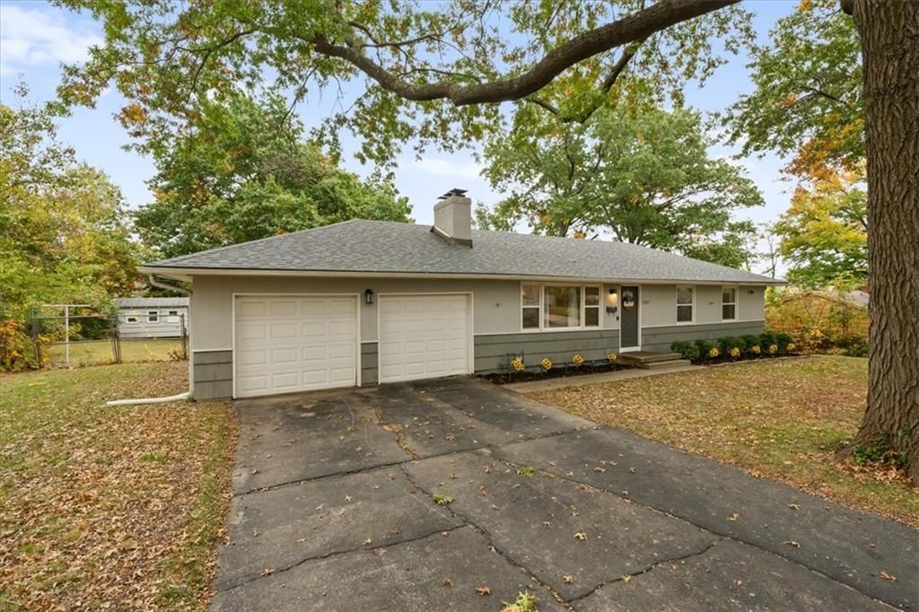 7207 Overton Avenue, Raytown, MO: listing photo 2