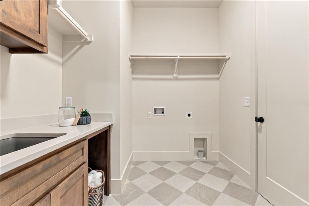 Walk-in shower at 4905 W 71st Street, Prairie Village, KS 66208