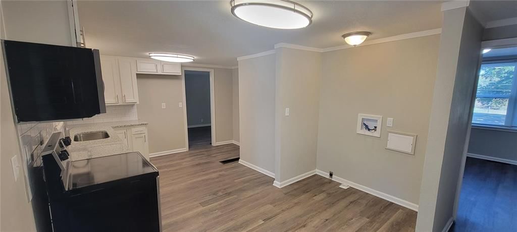 711 W Jones Street, Independence, MO: listing photo 3