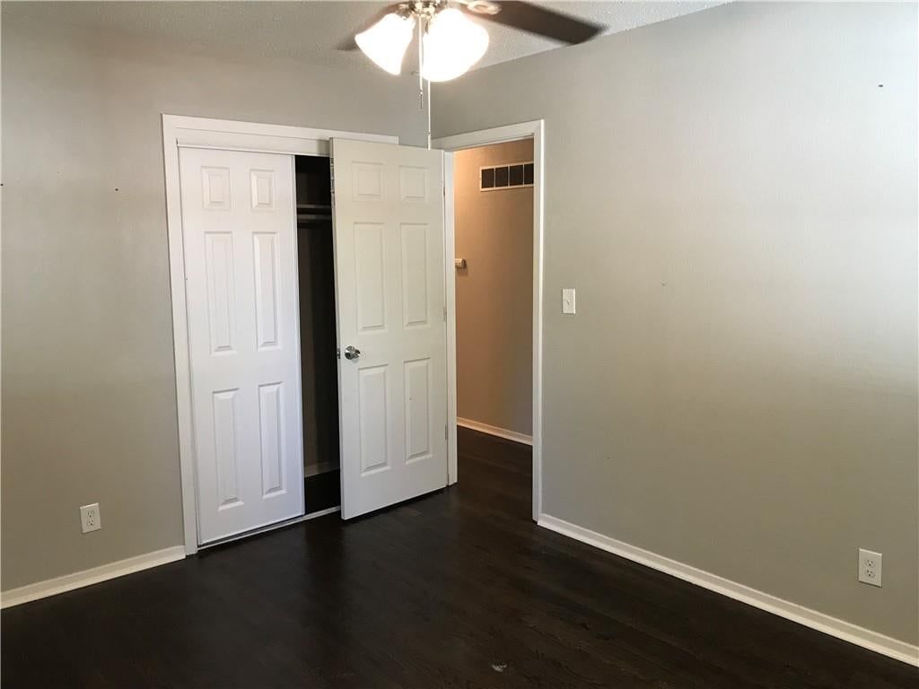 Photo 16 of 25 - 11314 E Thompson Street, Independence, MO 64054