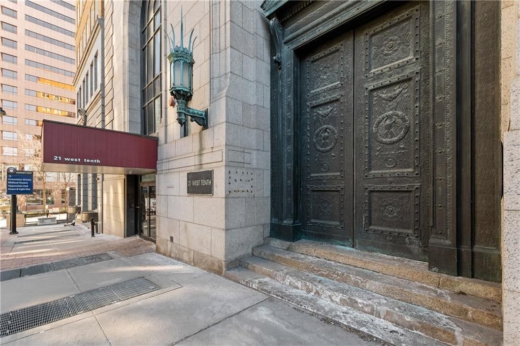 21 W 10th Street, Kansas City, MO