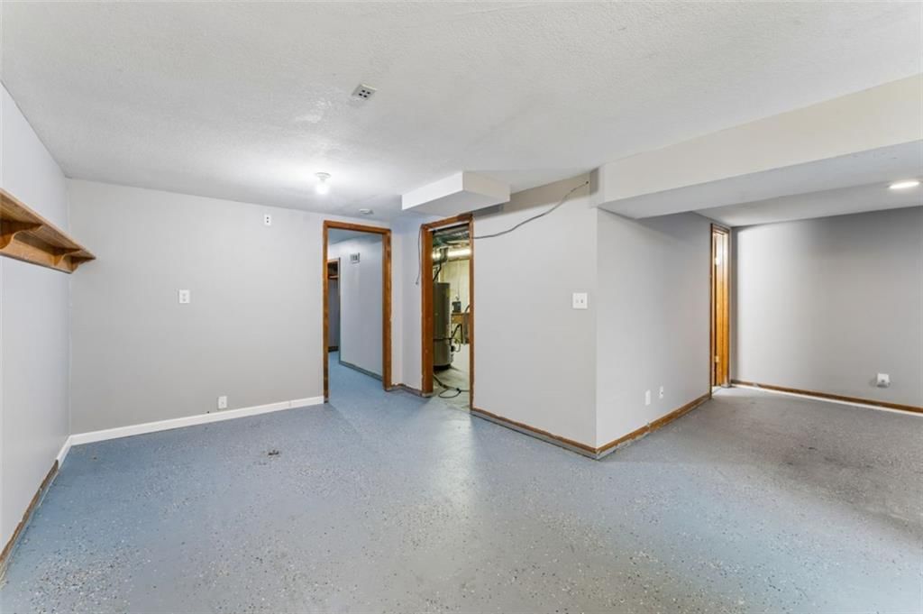 Photo 33 of 53 - 559 E Prairie Street, Olathe, KS 66061