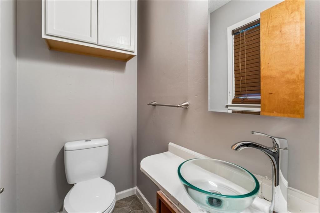 Photo 21 of 53 - 559 E Prairie Street, Olathe, KS 66061