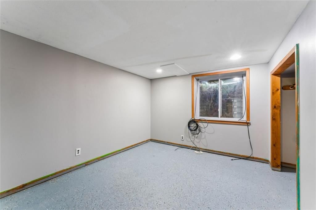 Photo 38 of 53 - 559 E Prairie Street, Olathe, KS 66061