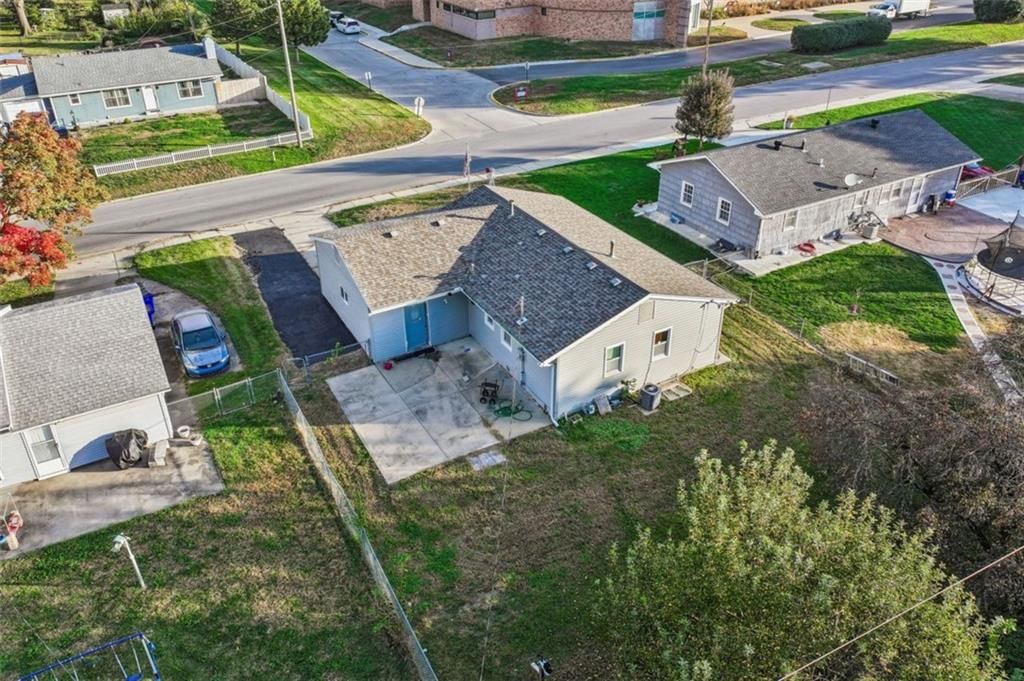 Flat lot at 559 E Prairie Street, Olathe, KS 66061