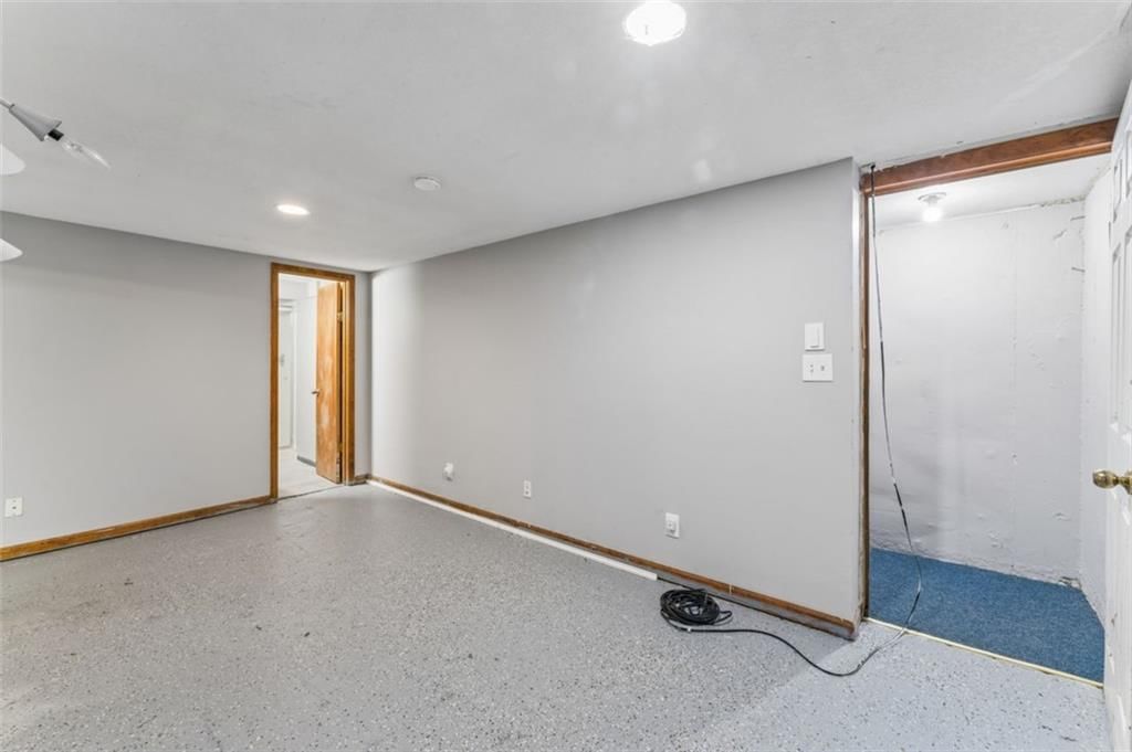 Photo 30 of 53 - 559 E Prairie Street, Olathe, KS 66061
