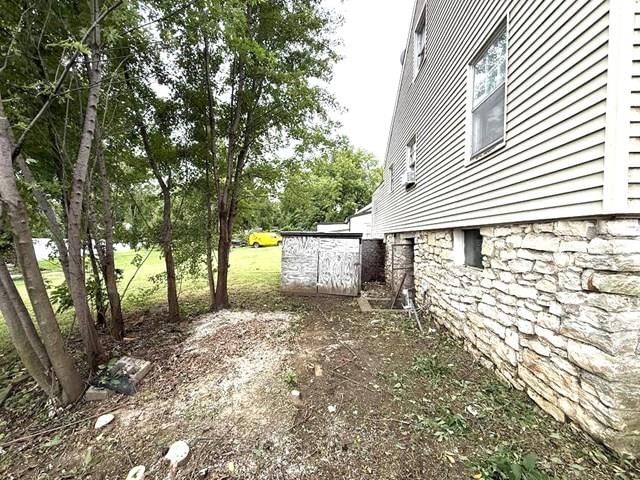 829 N Dodgion Avenue, Independence, MO: listing photo 3