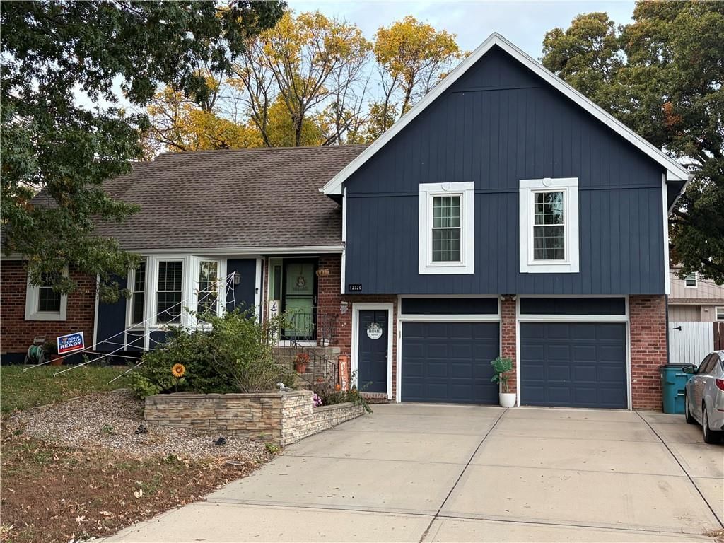 12209 Wedd Street, Overland Park, KS