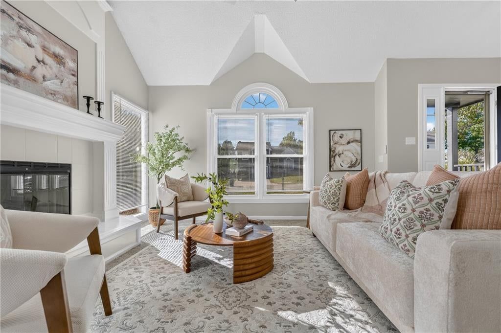 Photo 18 of 71 - 6529 NW Hidden Valley Road, Kansas City, MO 64152