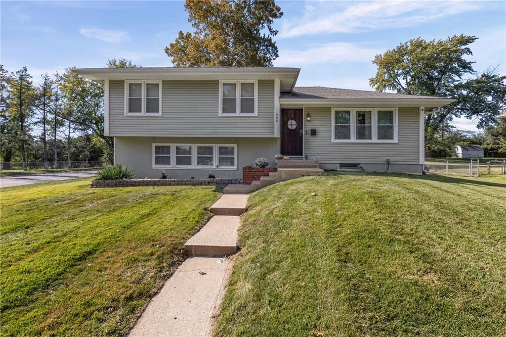 11906 Belmont Avenue, Grandview, MO