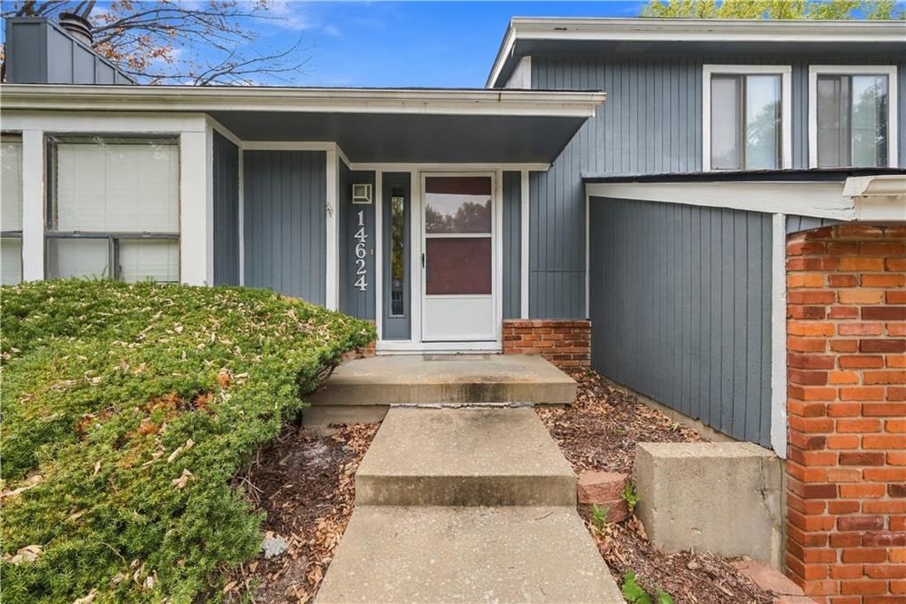 14624 W 91st Place, Lenexa, KS: listing photo 2