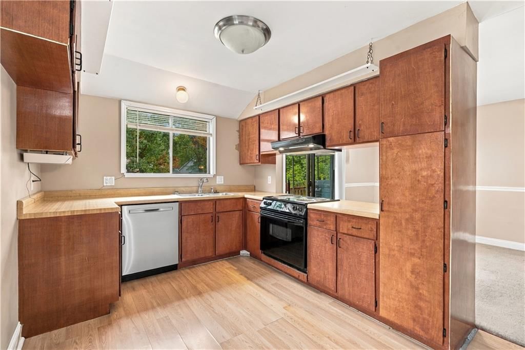 Photo 7 of 26 - 14624 W 91st Place, Lenexa, KS 66215