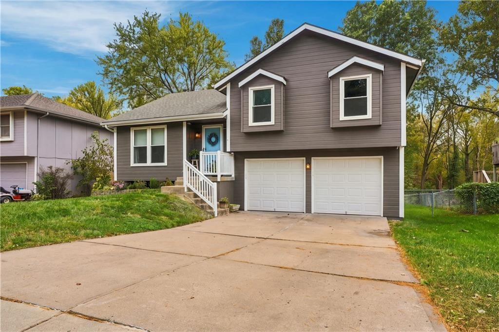 209 NE 109TH Street, Kansas City, MO: listing photo 2