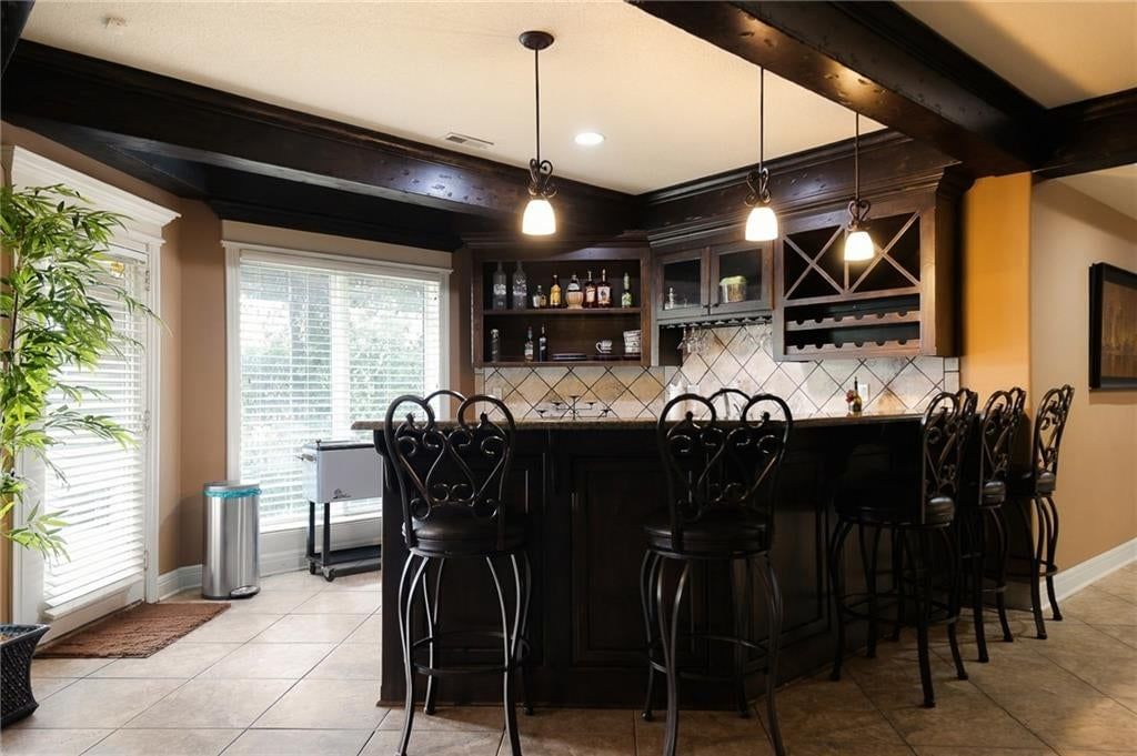 Ceiling beams at 1205 NW 43rd Terrace, Kansas City, MO 64116