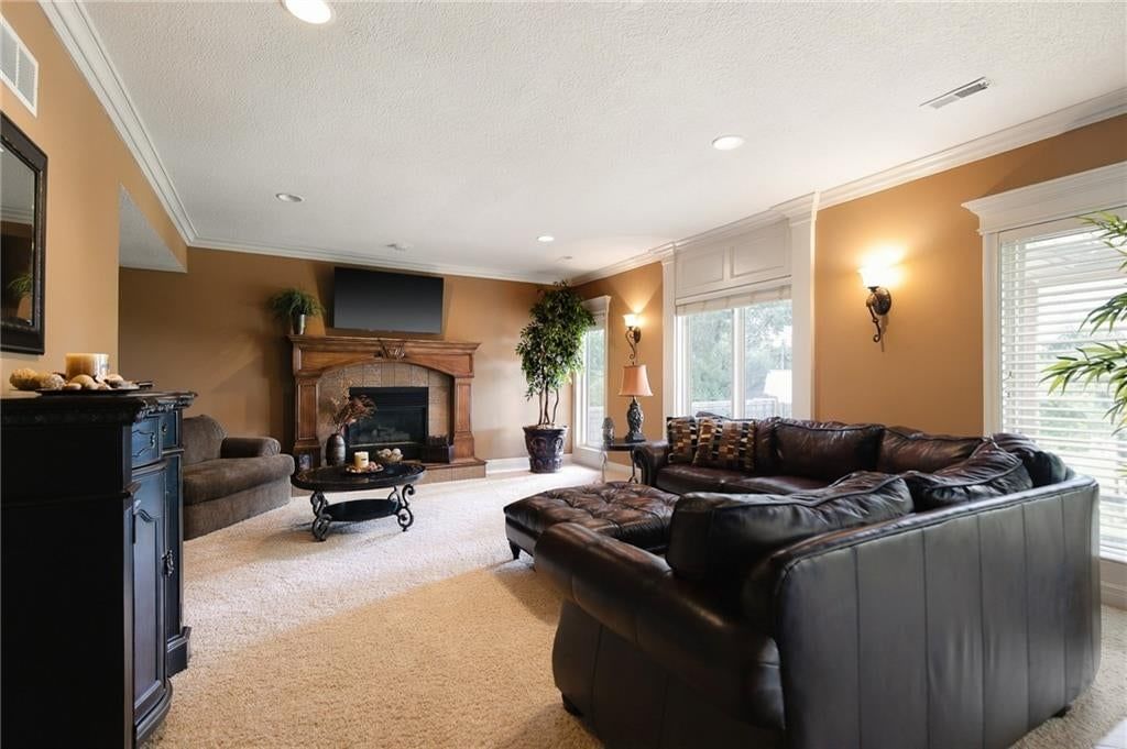 Photo 34 of 46 - 1205 NW 43rd Terrace, Kansas City, MO 64116