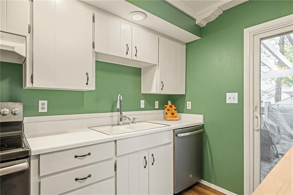 Photo 18 of 46 - 7900 Colony Lane, Lenexa, KS 66215