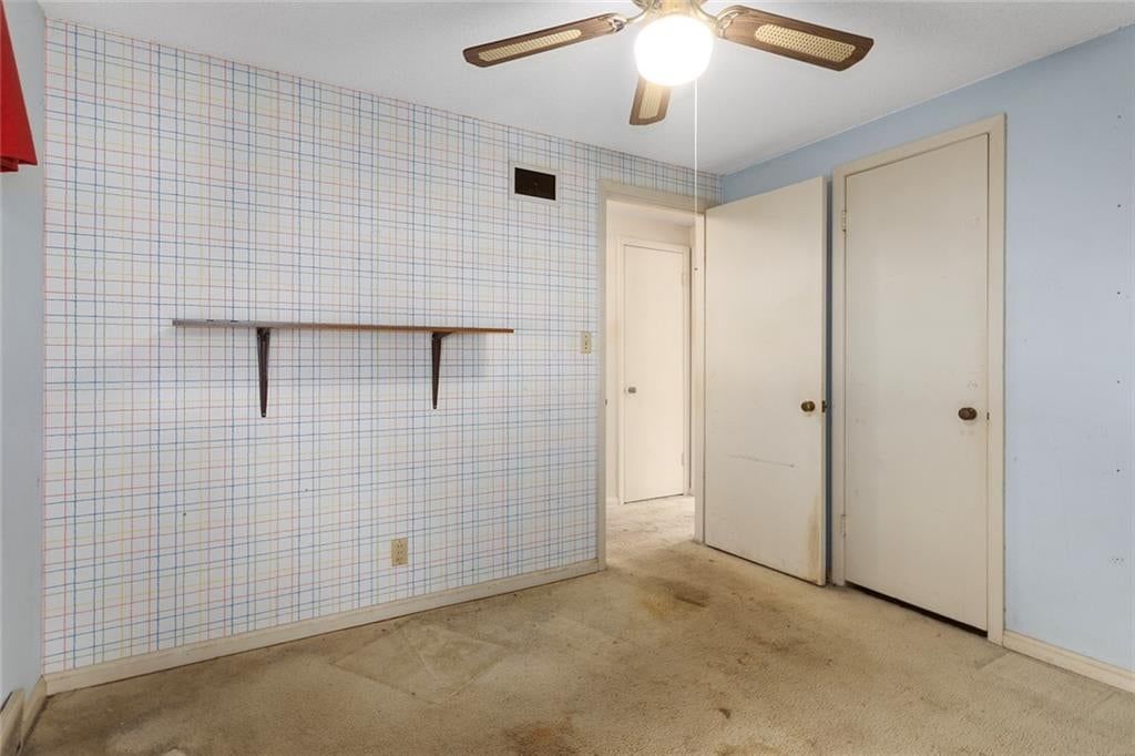 Photo 20 of 30 - 4509 W 75th Street, Prairie Village, KS 66208