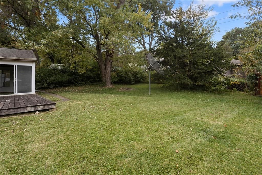 Photo 30 of 30 - 4509 W 75th Street, Prairie Village, KS 66208