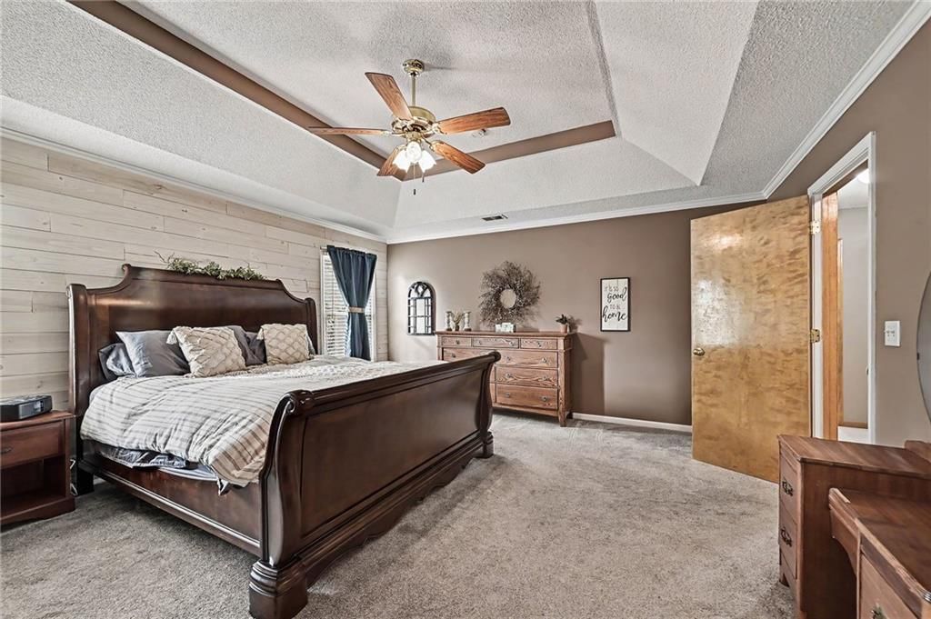 Carpet at 21711 W 51st Place, Shawnee, KS 66226